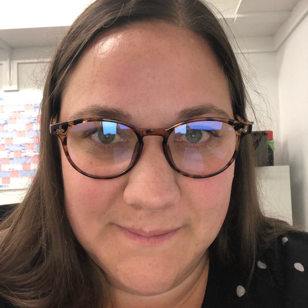 Meet your Posher, Lisa